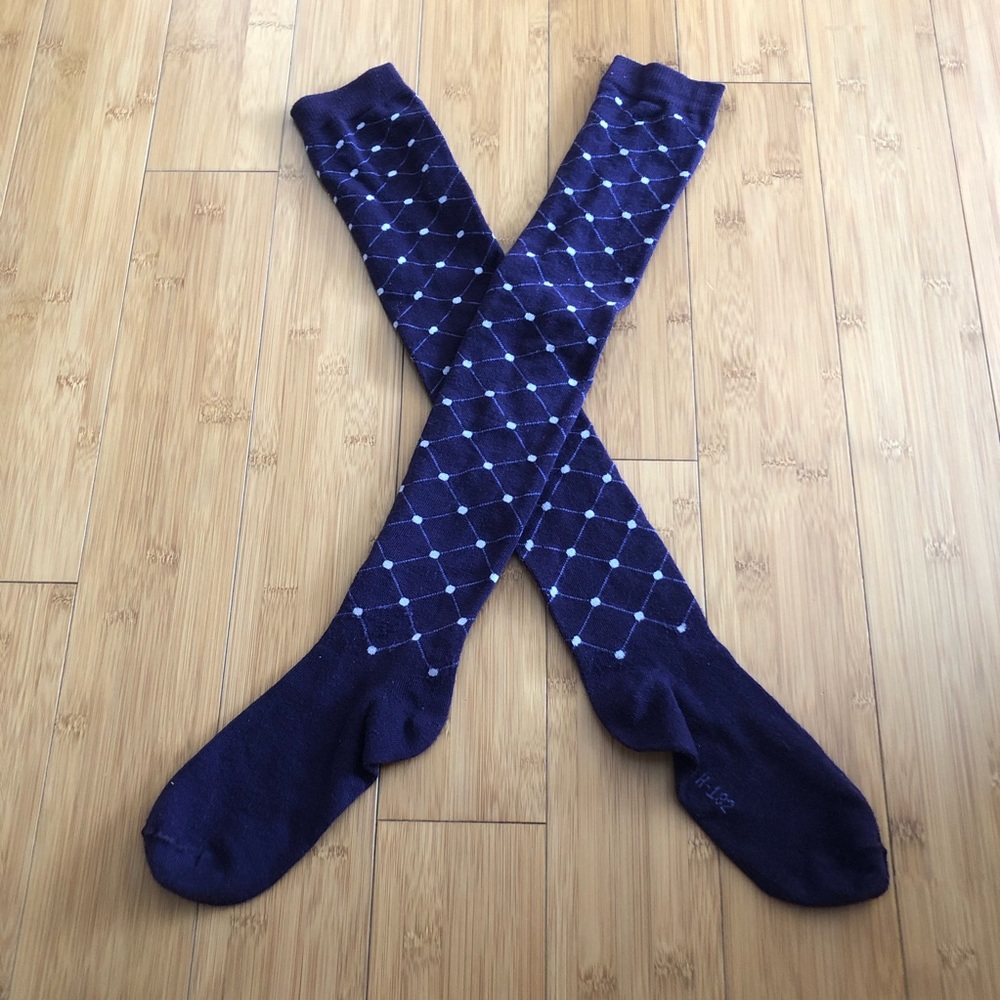 Women’s purple cross pattern long socks